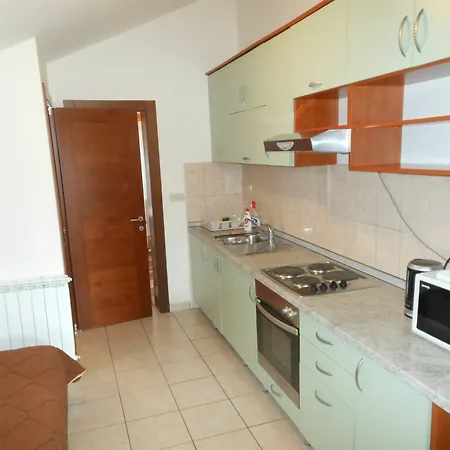 Zaratina Apartment